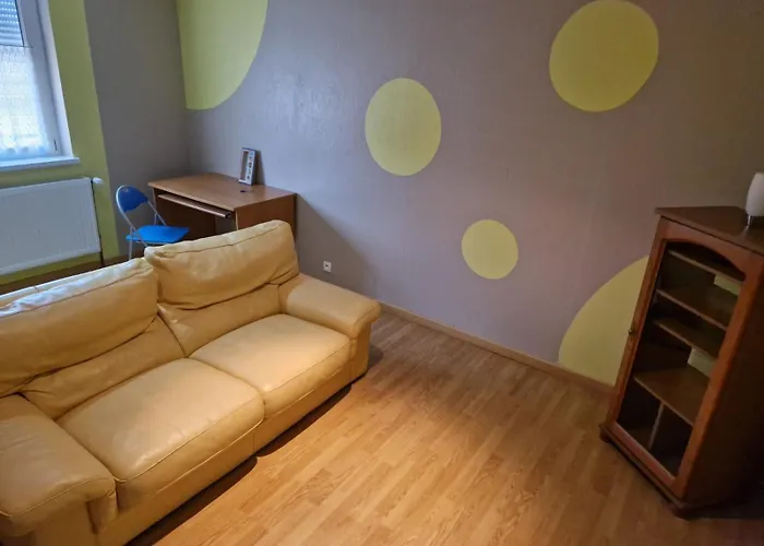 Dans Maison En Pleine Nature